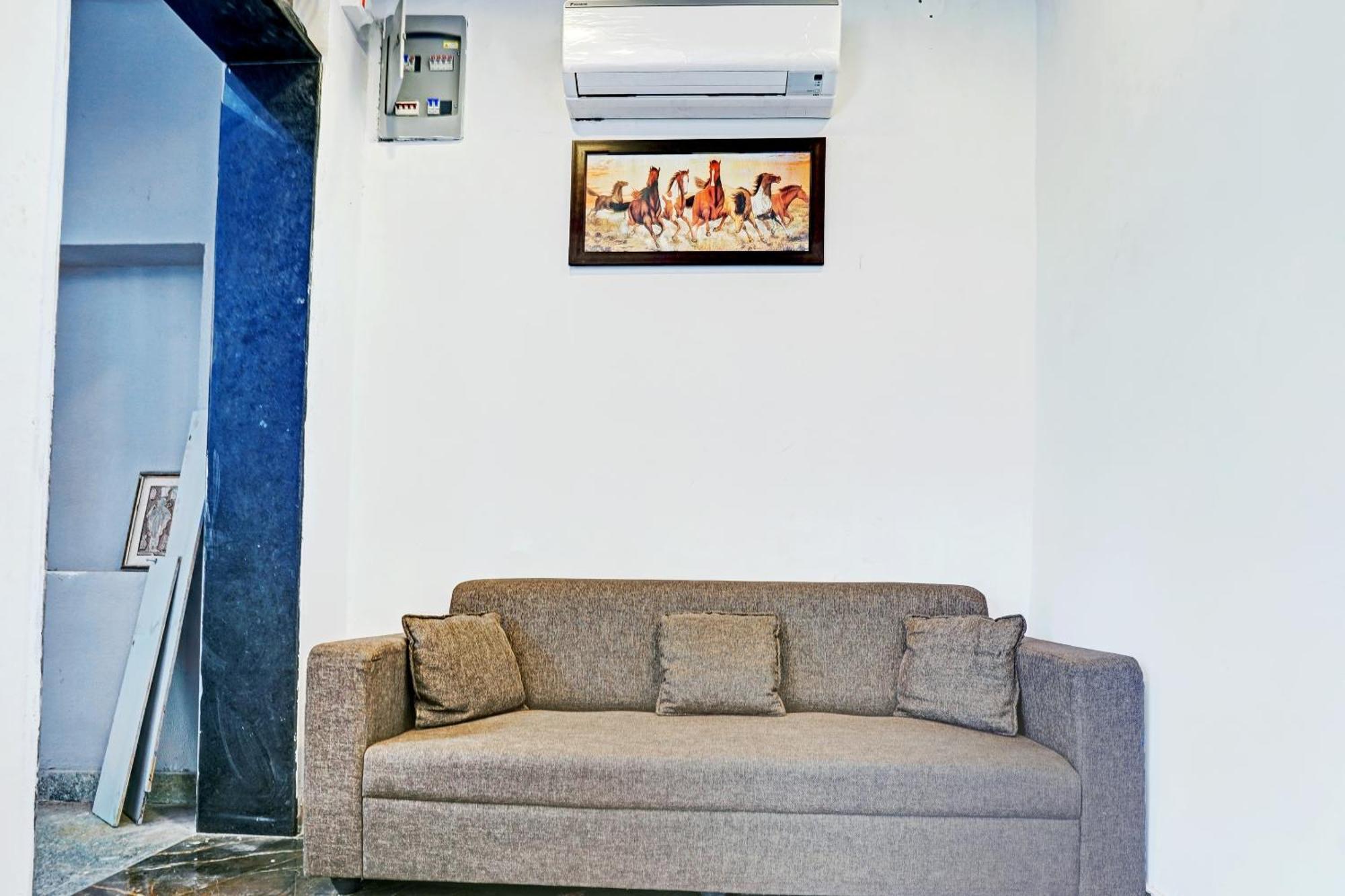 Super Collection O Grand Capitol- Otel Jaipur Dış mekan fotoğraf